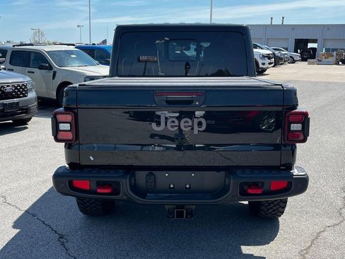 Used 2024 Jeep Gladiator Rubicon image 4