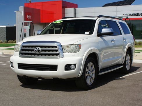 Used 2015 Toyota Sequoia Platinum AWD/4WD image 27