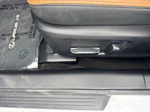 Certified 2023 Lexus IS 300 w/ Comfort Package image 12