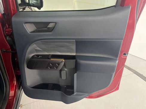 Used 2025 Ford Maverick Tremor AWD/4WD image 27