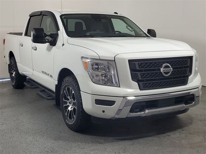 Used 2020 Nissan Titan SV w/ SV Convenience Package