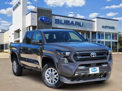 Used 2025 Toyota Tacoma SR5