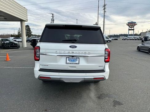 Certified 2024 Ford Expedition Max Platinum image 3