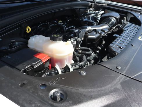 Used 2024 Jeep Grand Cherokee Altitude RWD image 14