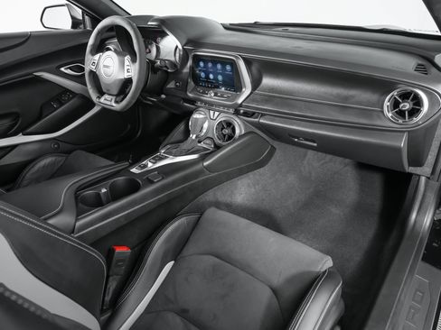 Used 2022 Chevrolet Camaro SS RWD image 12