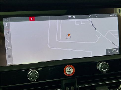 New 2026 Porsche Macan image 16