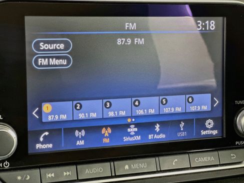 Used 2023 Nissan Altima 2.5 SV FWD image 21