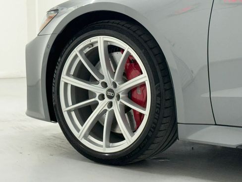 Used 2021 Audi RS 7 Sportback w/ RS 7 Executive Package AWD/4WD image 34