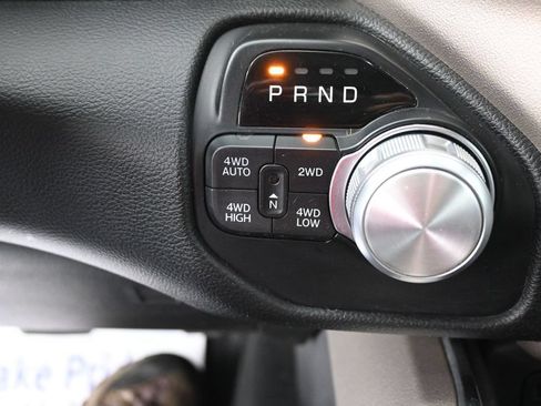 Used 2019 RAM 1500 Laramie AWD/4WD image 30