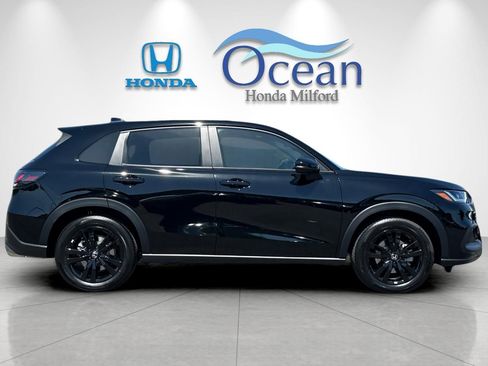 New 2026 Honda HR-V Sport image 6