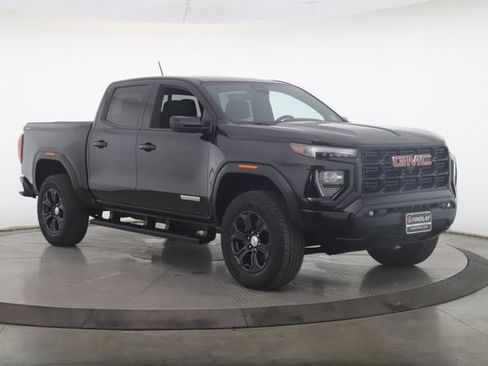 Used 2024 GMC Canyon Elevation w/ Convenience Package AWD/4WD image 2