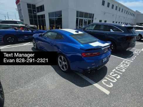 Used 2017 Chevrolet Camaro SS RWD image 8