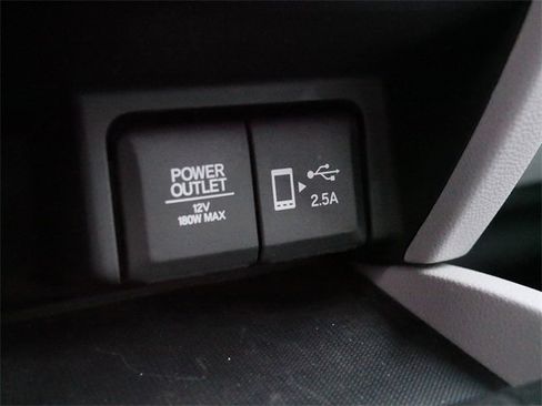 Used 2019 Honda Pilot Touring image 37