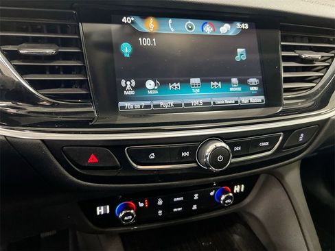 Used 2018 Buick Regal Essence w/ Driver Confidence Package #1 image 13