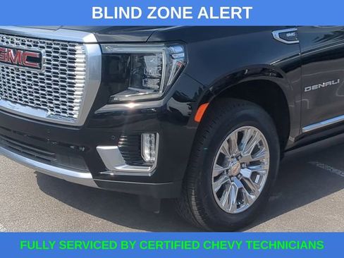 Used 2024 GMC Yukon XL Denali w/ Advanced Technology Package image 14