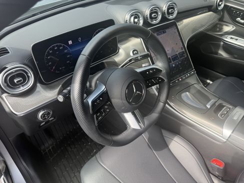 Used 2024 Mercedes-Benz CLE 300 4MATIC Cabriolet image 4