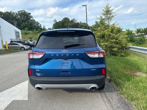 Used 2022 Ford Escape SE AWD/4WD image 6