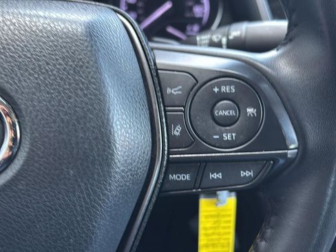 Used 2023 Toyota Camry SE image 32