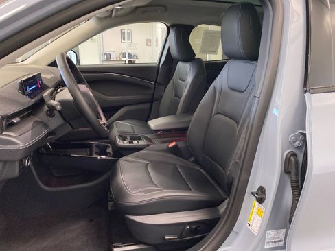 New 2025 Ford Mustang Mach-E Premium w/ Interior Protection Package image 38