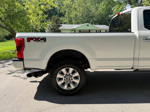 Used 2017 Ford F250 Platinum w/ Platinum Ultimate Package AWD/4WD image 87