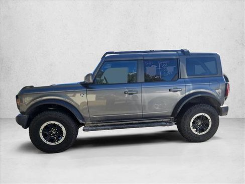 Used 2023 Ford Bronco Outer Banks w/ Sasquatch Package image 8