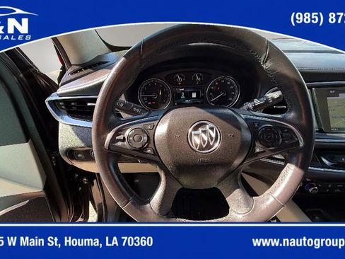 Used 2018 Buick Enclave Essence FWD image 13