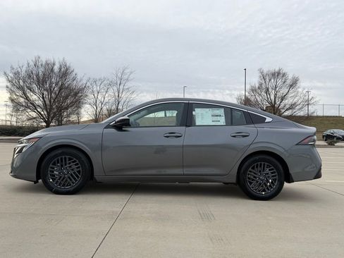 New 2026 Nissan Sentra SV image 7