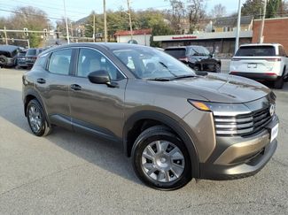 Used 2025 Nissan Kicks S video 2