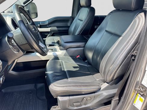 Used 2020 Ford F150 Lariat w/ Equipment Group 502A Luxury AWD/4WD image 19
