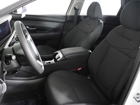 Certified 2026 Hyundai Tucson SE image 16
