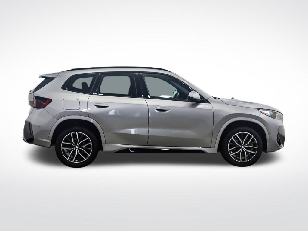 Used 2024 BMW X1 xDrive28i w/ M Sport Package AWD/4WD image 6