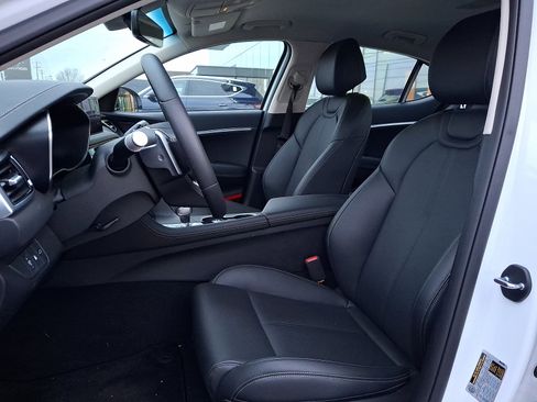 Certified 2026 Genesis G70 2.5T image 13