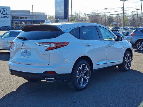 Used 2026 Acura RDX w/ Technology Package AWD/4WD image 3