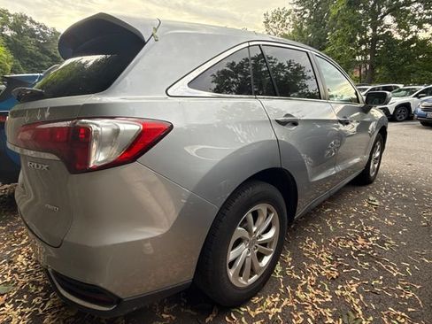 Used 2017 Acura RDX w/ Technology Package AWD/4WD image 2