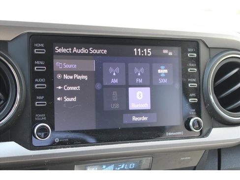 Used 2021 Toyota Tacoma SR5 AWD/4WD image 25