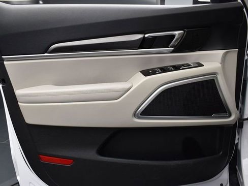 Used 2023 Kia Telluride S w/ S Sunroof Package image 18