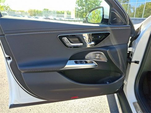 Used 2025 Mercedes-Benz E 450 4MATIC All-Terrain Wagon image 12