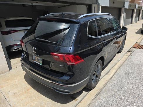 Used 2023 Volkswagen Tiguan SE AWD/4WD image 5
