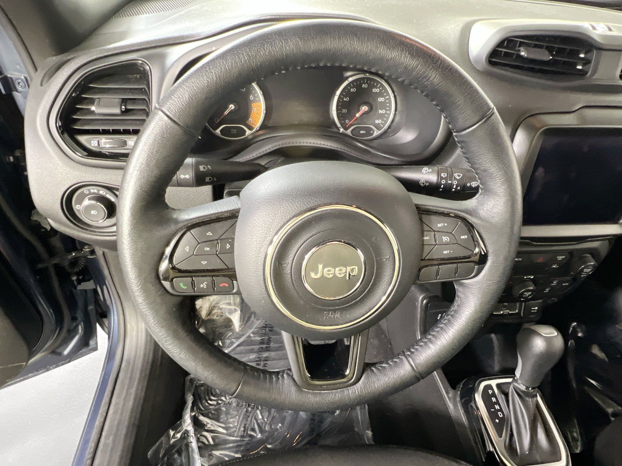 Used 2022 Jeep Renegade Altitude w/ Convenience Group AWD/4WD image 11