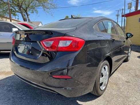 Used 2017 Chevrolet Cruze LS image 5