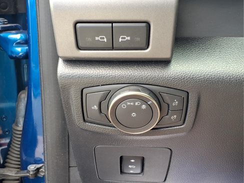 Used 2018 Ford F150 Raptor w/ Equipment Group 802A Luxury AWD/4WD image 18