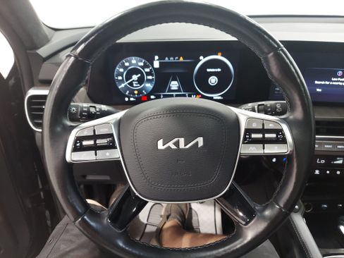 Used 2023 Kia Telluride SX AWD/4WD image 8