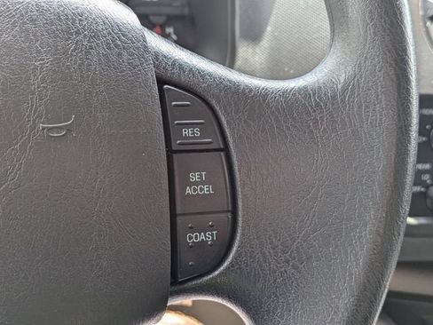 Used 2014 Ford E-350 and Econoline 350 XLT RWD image 26