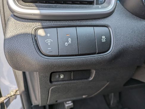 Used 2020 Kia Sorento LX AWD/4WD image 14