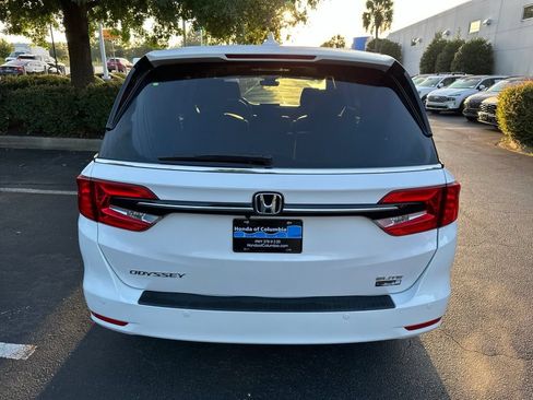 Certified 2023 Honda Odyssey Elite image 4