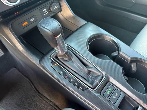 Certified 2024 Honda Civic LX image 21