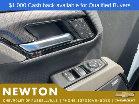New 2026 Chevrolet Silverado 2500 ZR2 AWD/4WD image 6