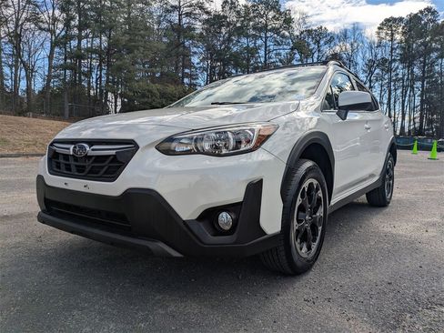 Used 2021 Subaru Crosstrek 2.0i Premium w/ Moonroof Package image 8