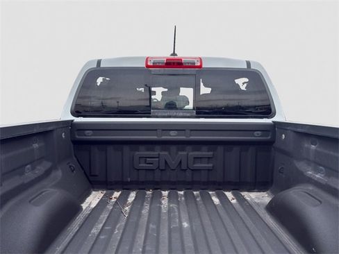 Used 2020 GMC Canyon SLT w/ Driver Alert Package image 19