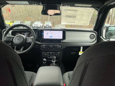 New 2026 Jeep Gladiator Sport image 25